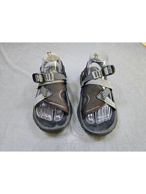 Nike Womens Black & White Oneonta Trail Sandals Size 7 Outdoor Footwear